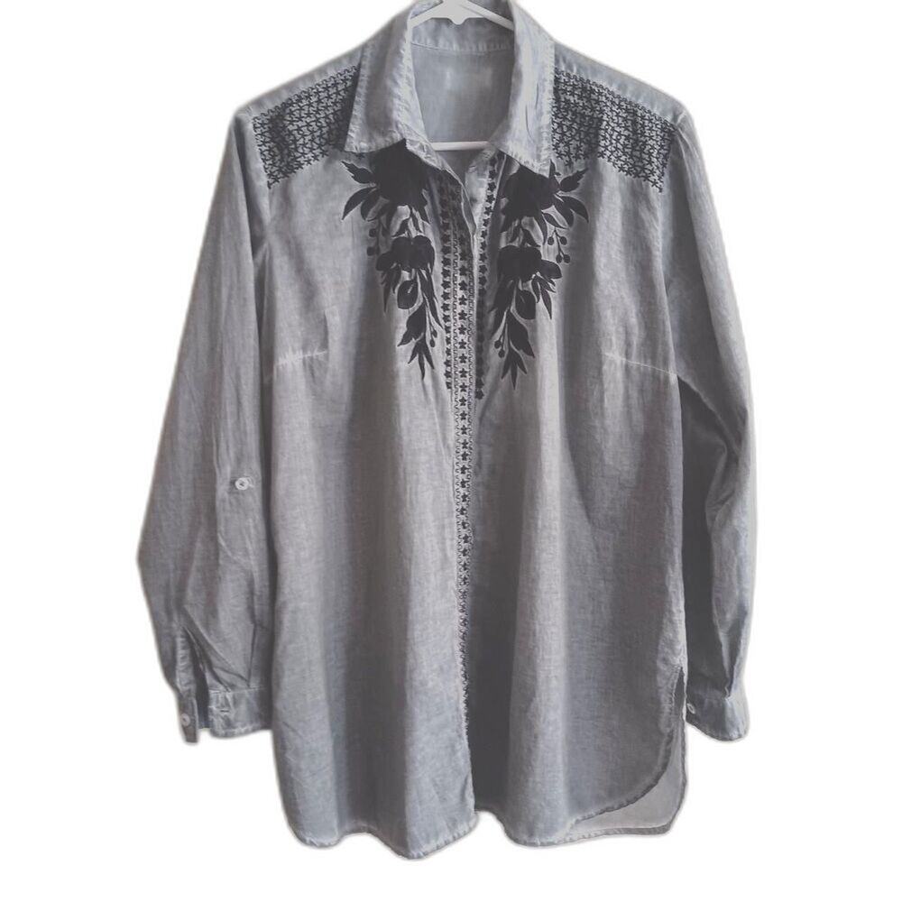 chic connection button up L/XL gray black floral embroidery western fairygrunge